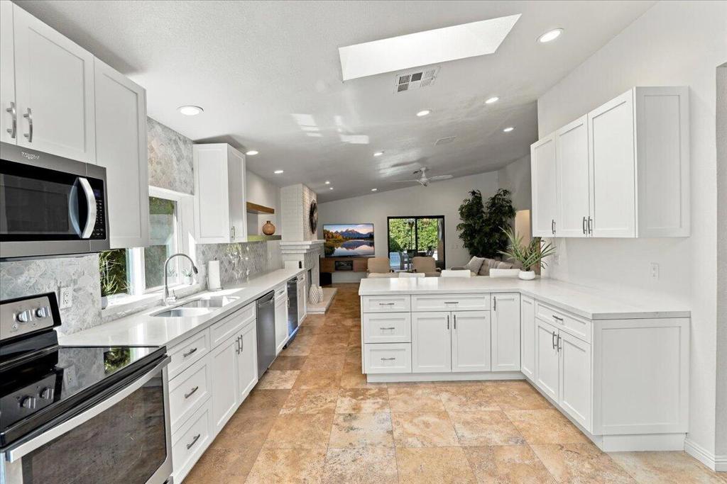54205 Avenida Vallejo Property Photo 7