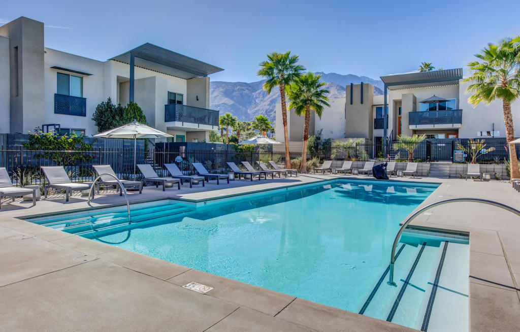160 The Riv Property Photo 2