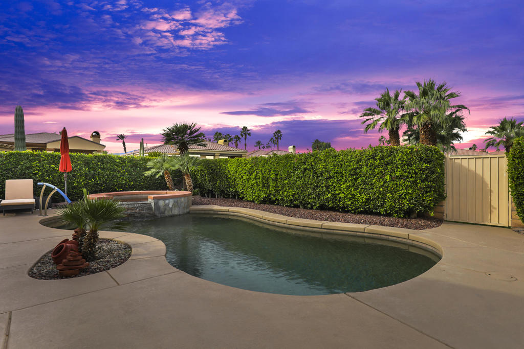 42567 Bellagio Drive Property Photo 1