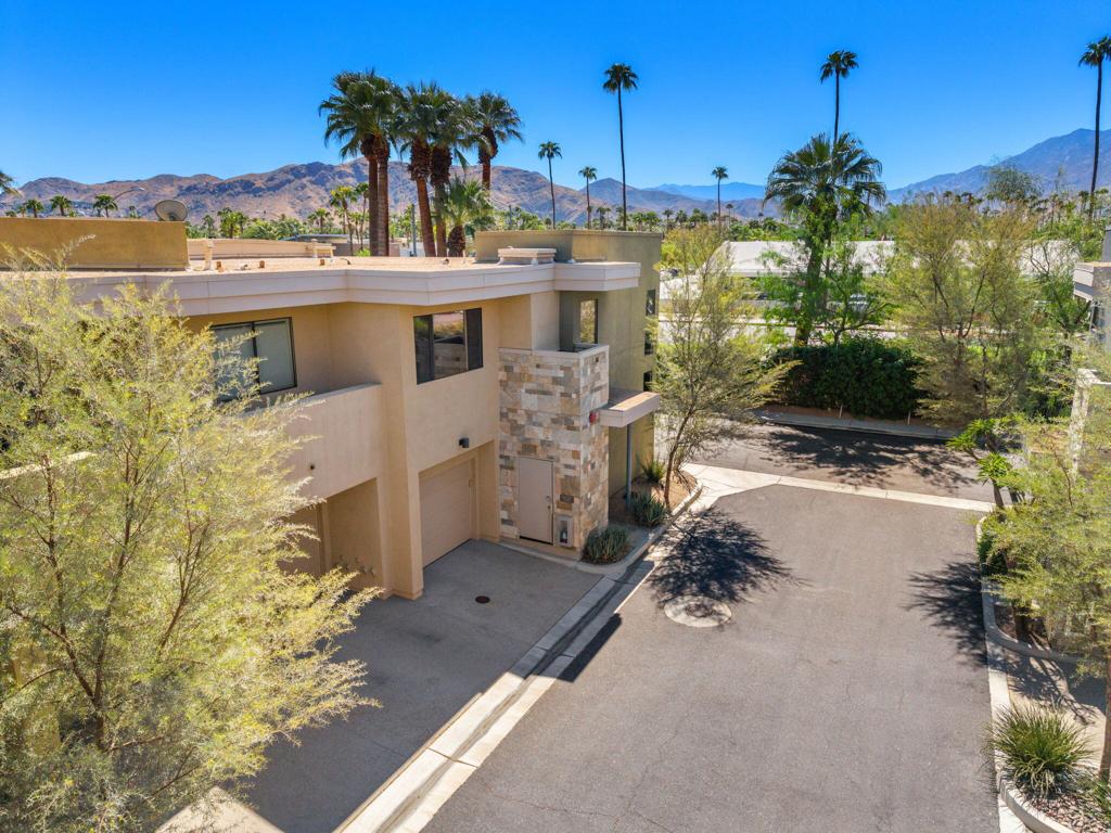 810 E Palm Canyon Drive 205 Property Photo 8