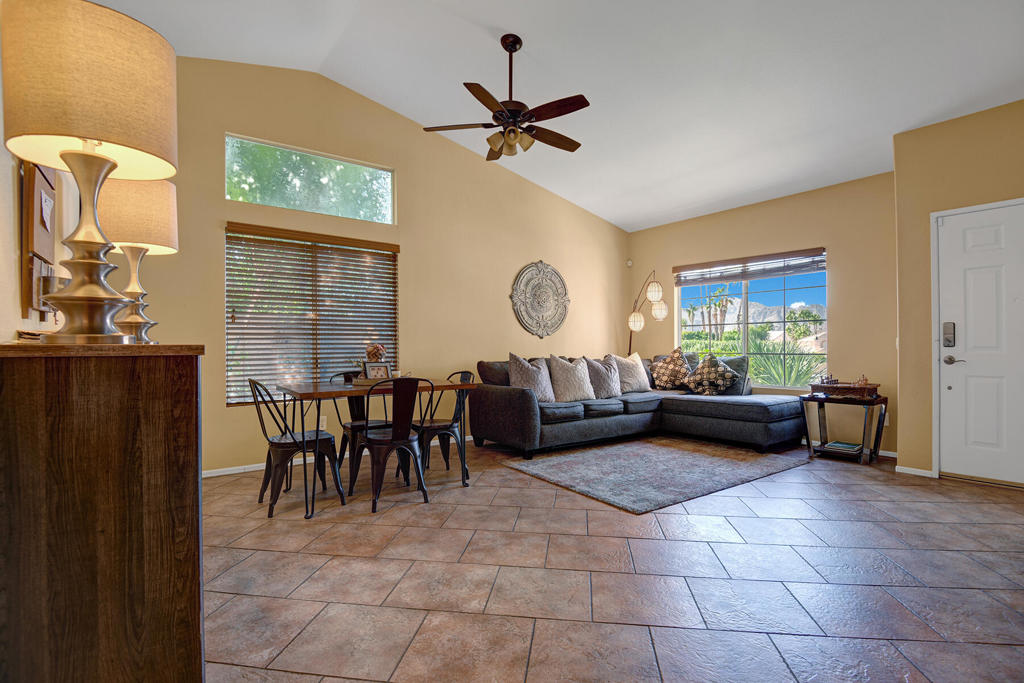 45210 Desert Hills Court Property Photo 3