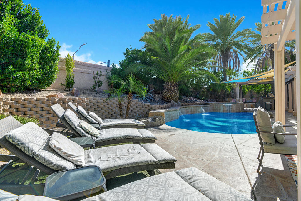 45210 Desert Hills Court Property Photo 27