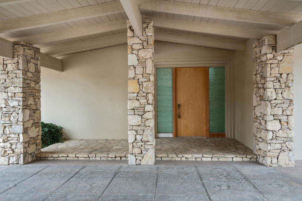 925 W Coronado Avenue Property Photo 15