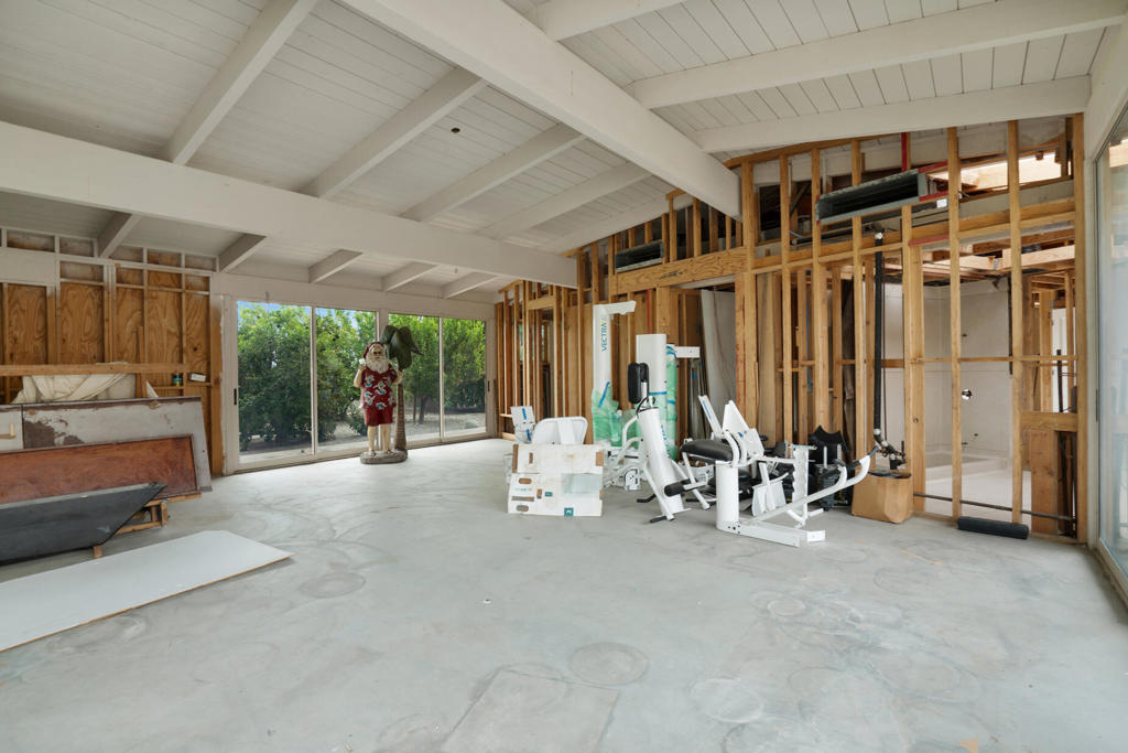 925 W Coronado Avenue Property Photo 58