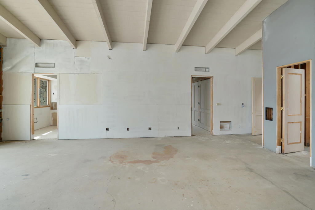 925 W Coronado Avenue Property Photo 68