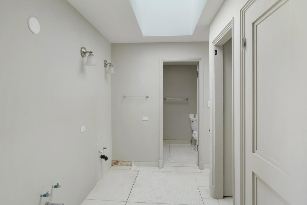 925 W Coronado Avenue Property Photo 69