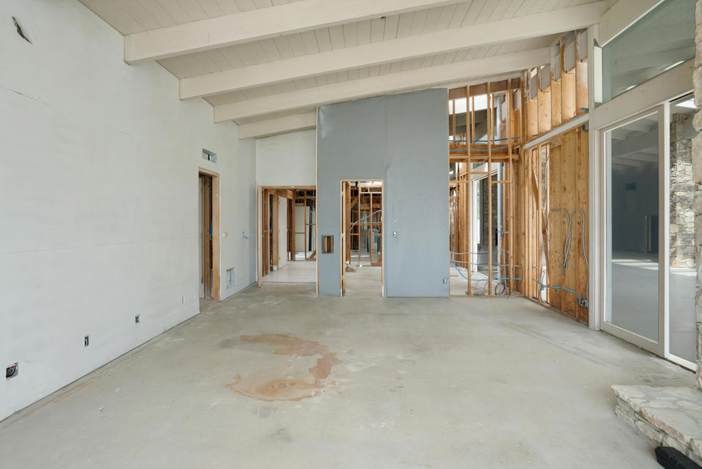 925 W Coronado Avenue Property Photo 82