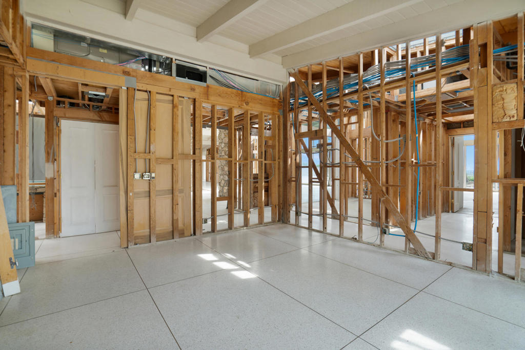 925 W Coronado Avenue Property Photo 93