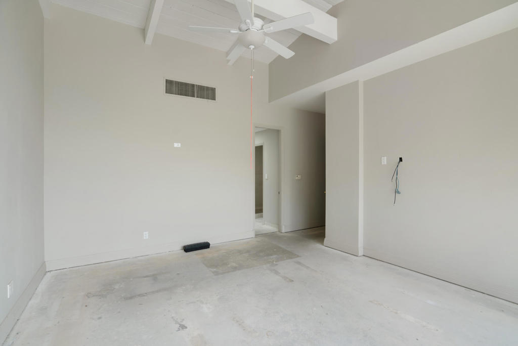 925 W Coronado Avenue Property Photo 112