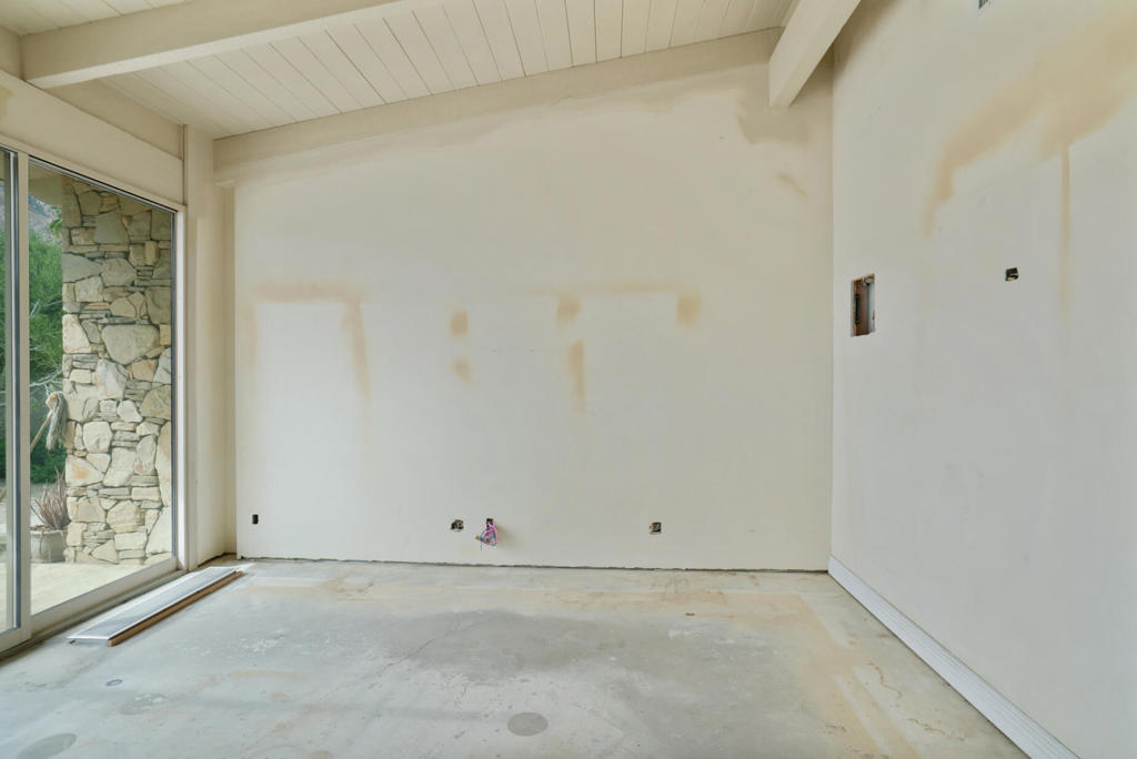 925 W Coronado Avenue Property Photo 116