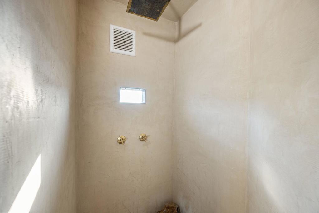 1102 Burlington Road Property Photo 36