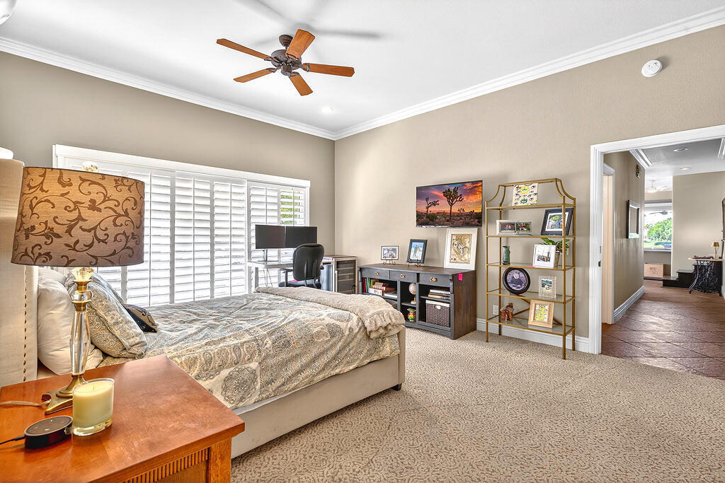 10 Colonial Drive Property Photo 17