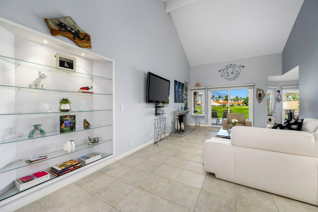 117 Avellino Circle Property Photo 13