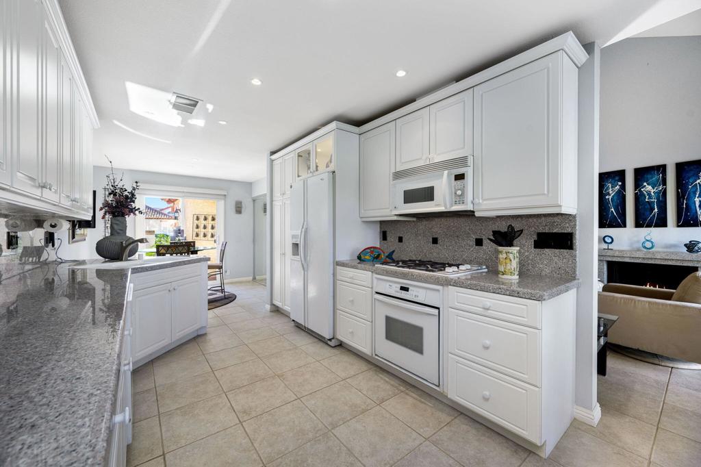 117 Avellino Circle Property Photo 20