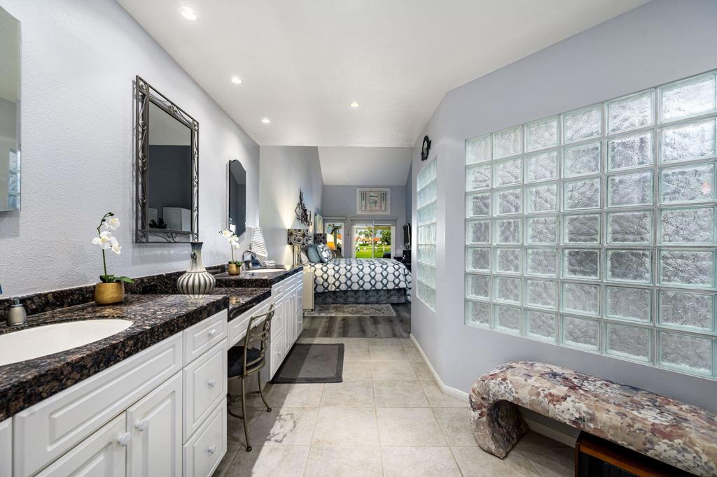 117 Avellino Circle Property Photo 31