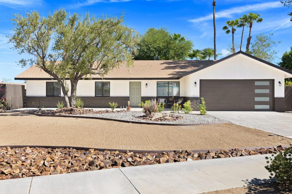 2200 N Carillo Road Property Photo 1