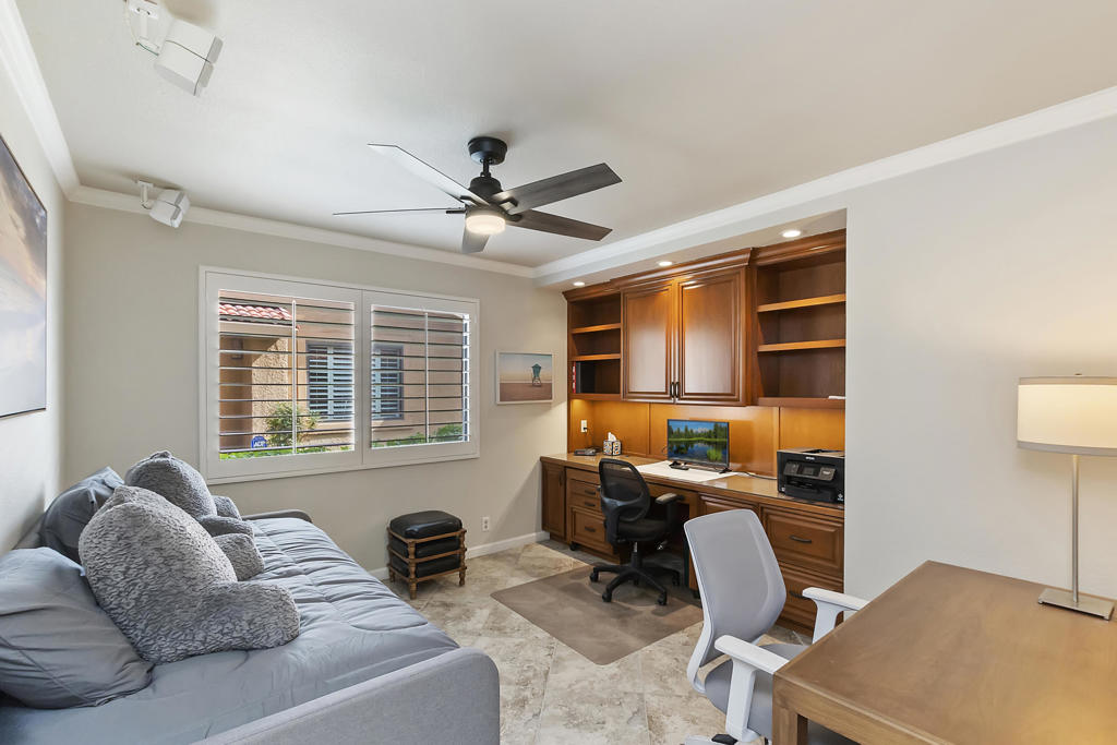 6 Maximo Way Property Photo 16