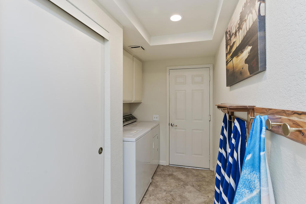 6 Maximo Way Property Photo 21