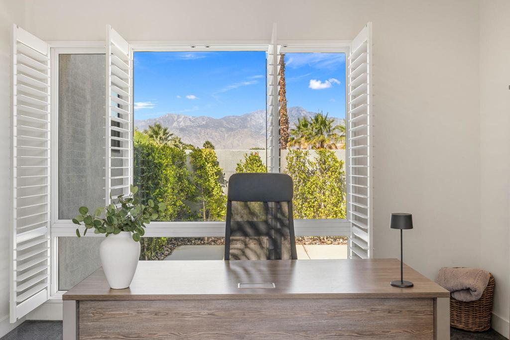 24 Via Monaco Property Photo 9