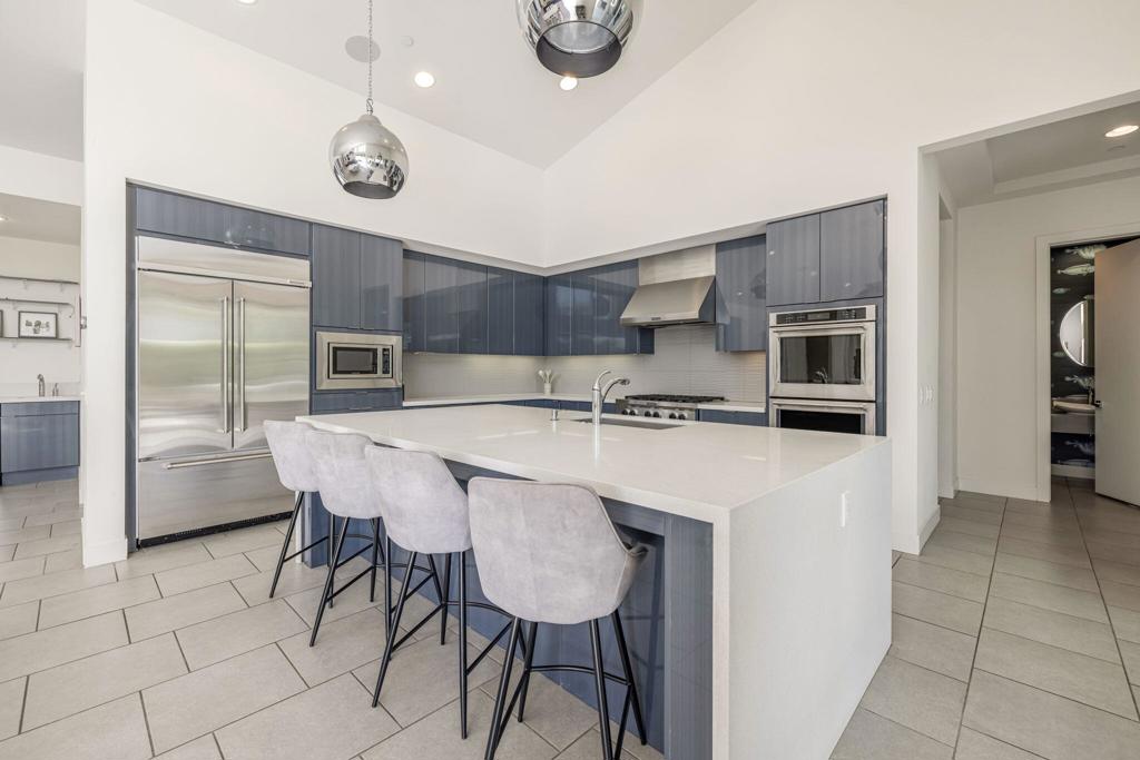 24 Via Monaco Property Photo 11