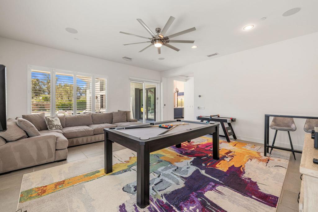 24 Via Monaco Property Photo 13