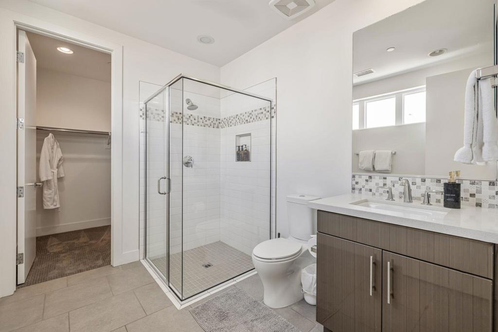 24 Via Monaco Property Photo 24
