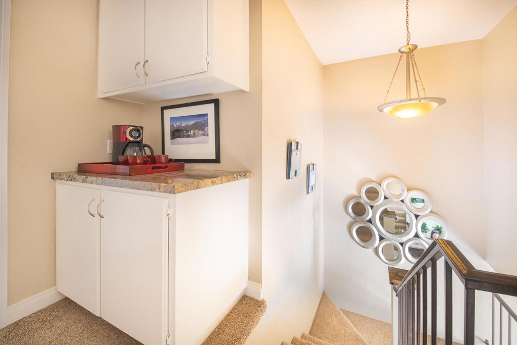 38063 Crocus Lane Property Photo 15