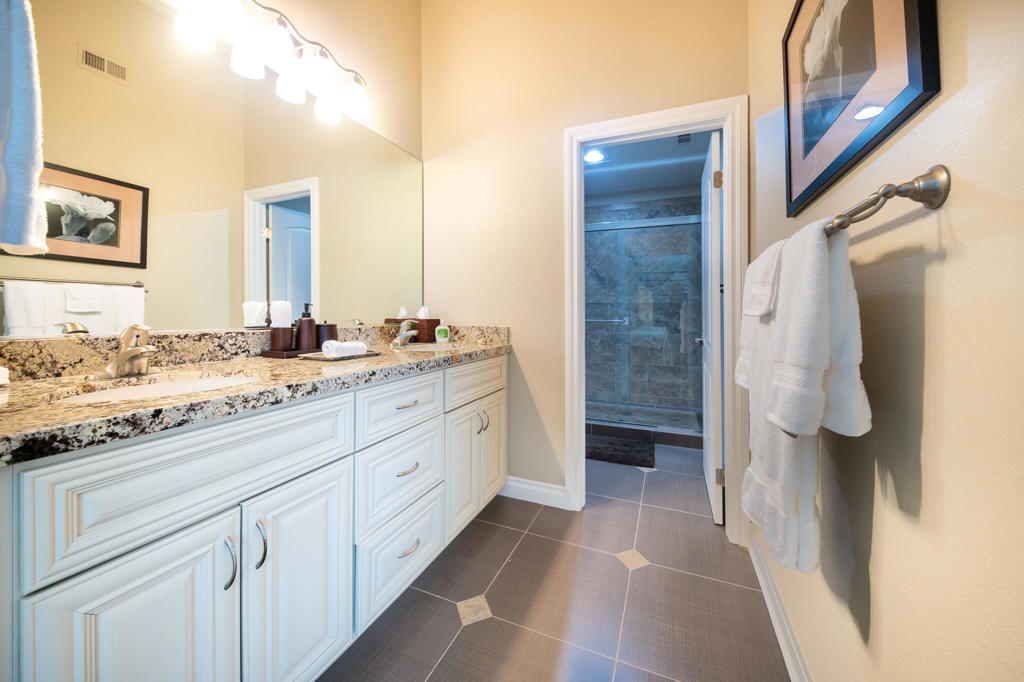 38063 Crocus Lane Property Photo 21