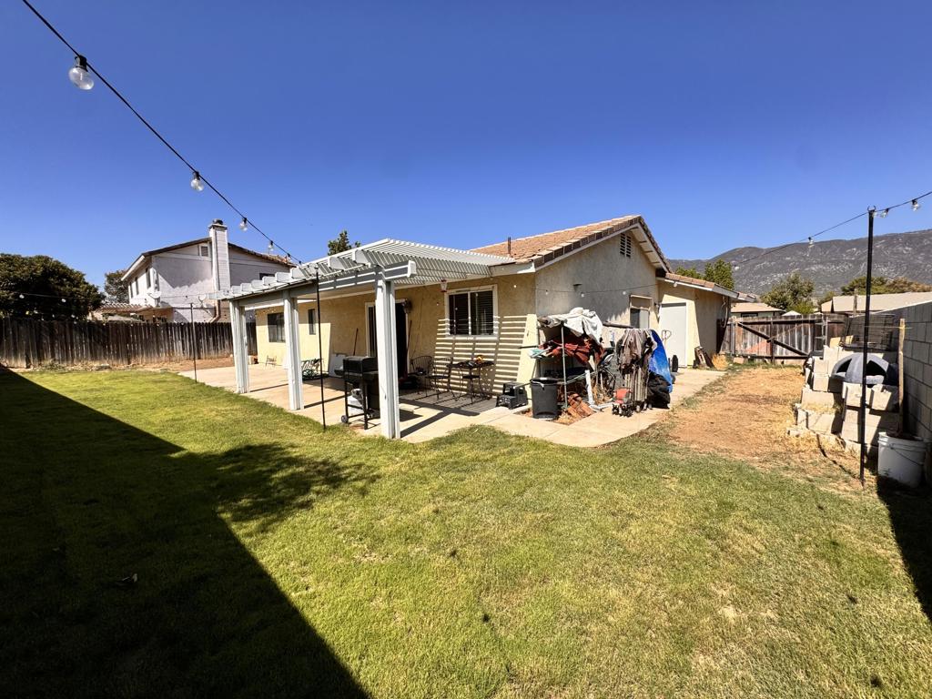 1549 Teton Street Property Photo 4