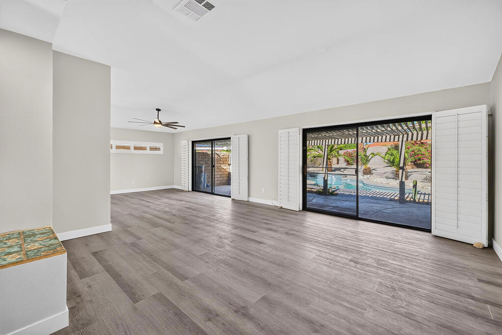 1448 E Adobe Way Property Photo 4