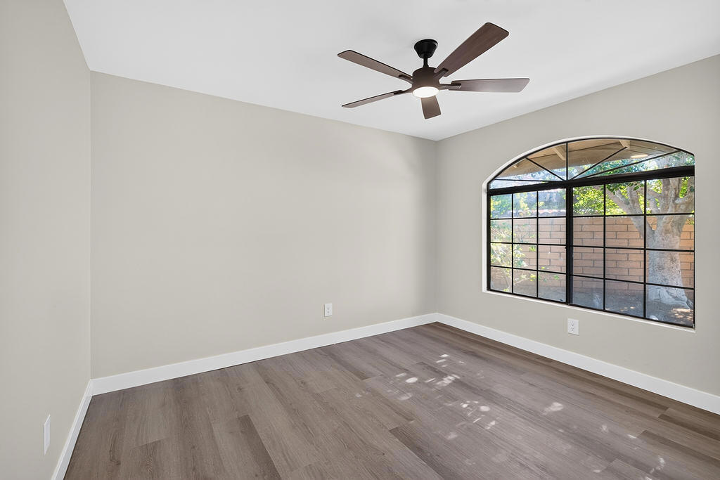 1448 E Adobe Way Property Photo 9