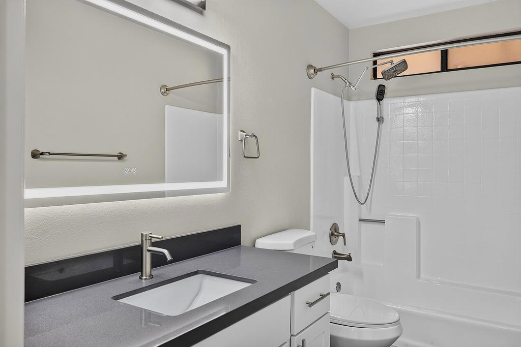 1448 E Adobe Way Property Photo 10