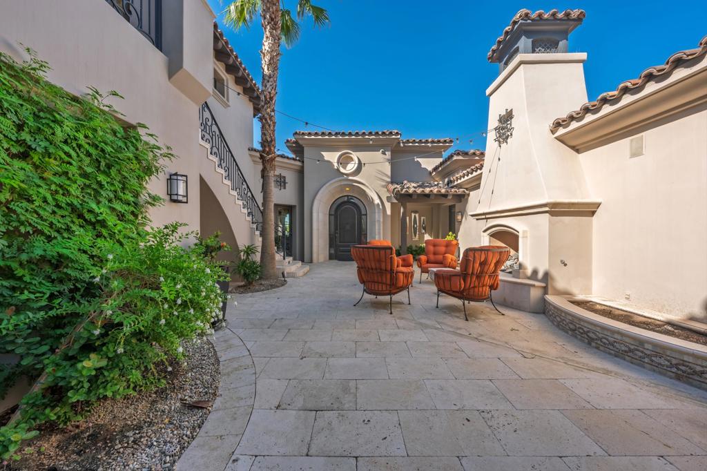 80700 Via Portofino Property Photo 11