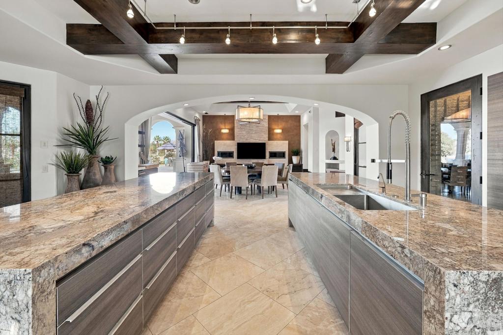 80700 Via Portofino Property Photo 36