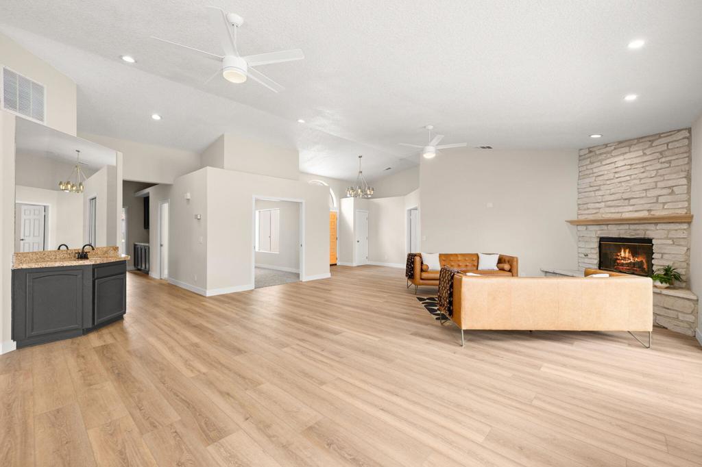 43690 Skyward Way Property Photo 12