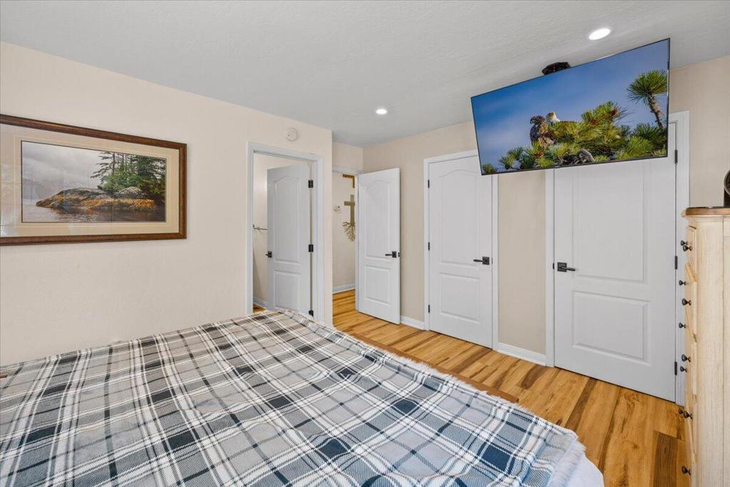 41896 Switzerland Drive 1 Property Photo 13