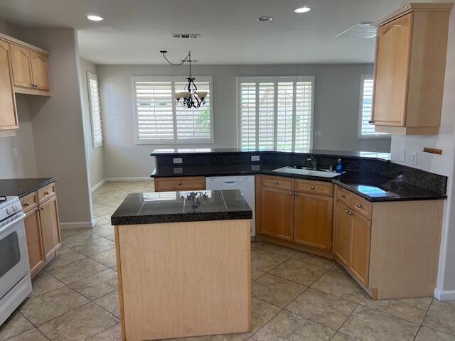 82560 Tivoli Court Property Photo 8