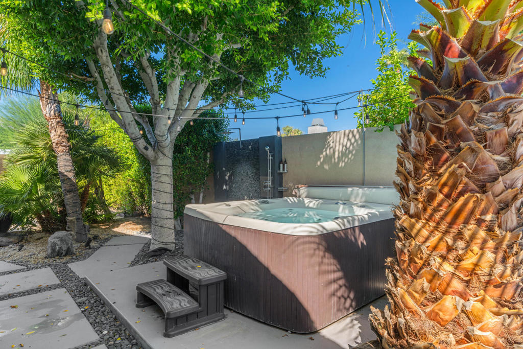 2888 E Venetia Road Property Photo 27