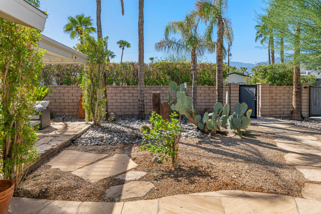 2888 E Venetia Road Property Photo 30