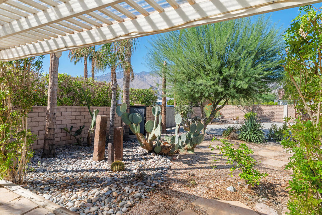 2888 E Venetia Road Property Photo 31