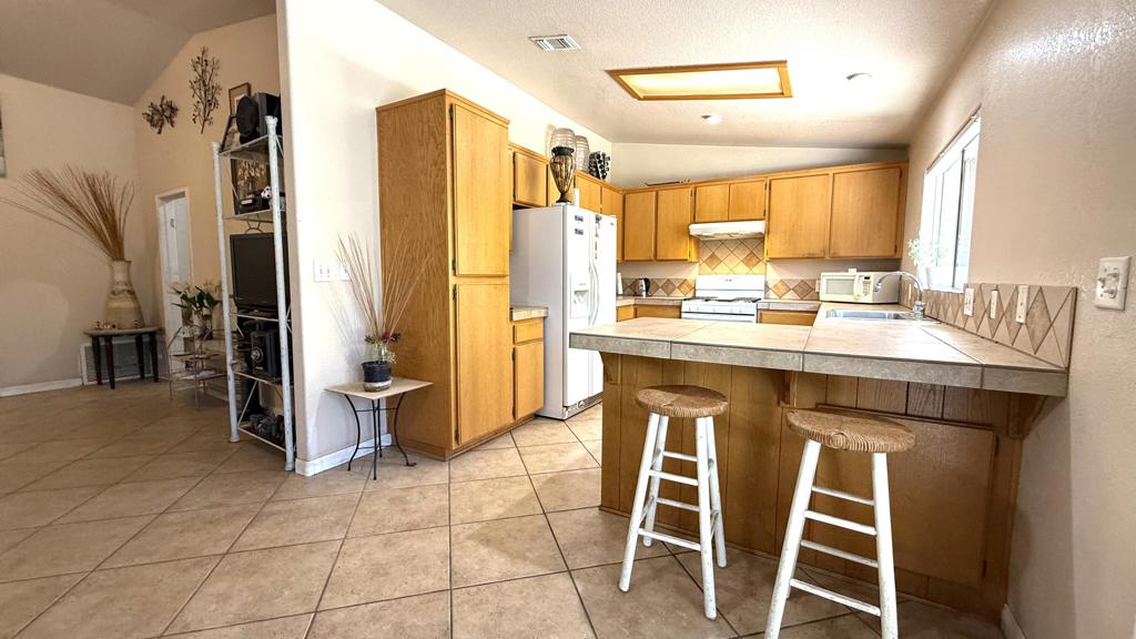 33330 Whispering Palms Trail Property Photo 14