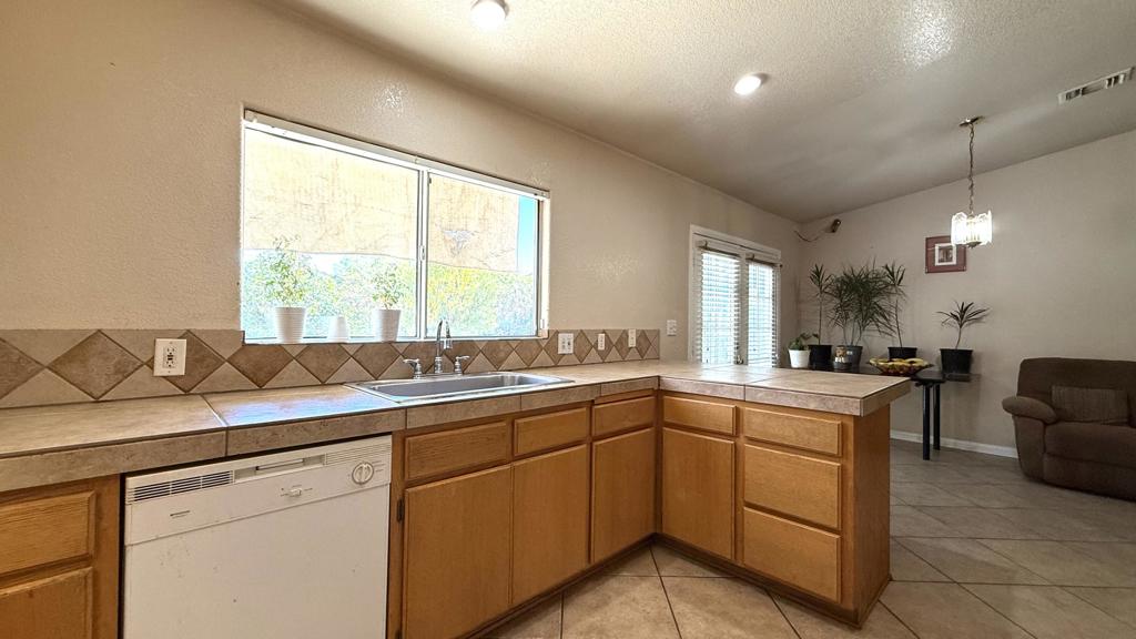 33330 Whispering Palms Trail Property Photo 15