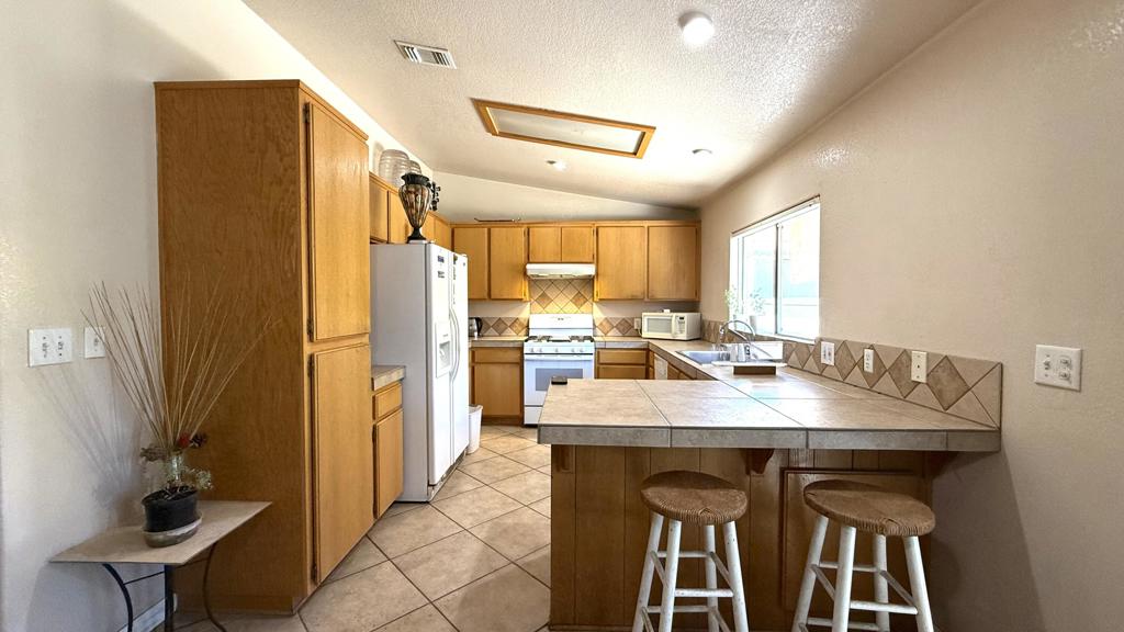 33330 Whispering Palms Trail Property Photo 26
