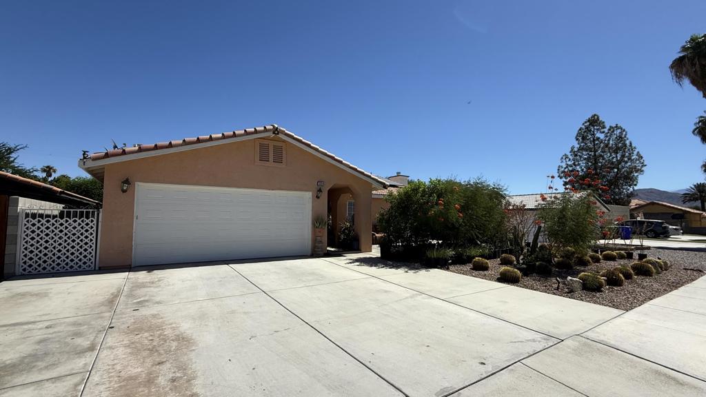 33330 Whispering Palms Trail Property Photo 61