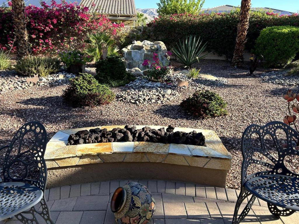 81150 Calle Orfila Property Photo 3