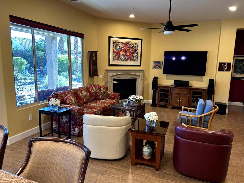 81150 Calle Orfila Property Photo 7