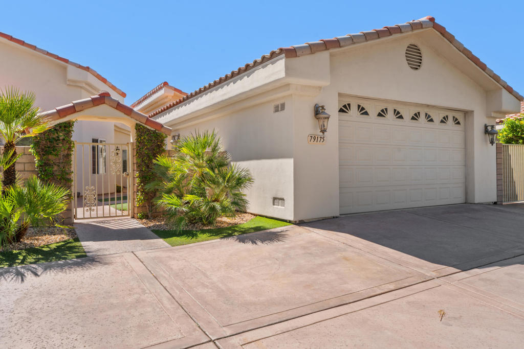 79175 Bermuda Dunes Drive Property Photo 4