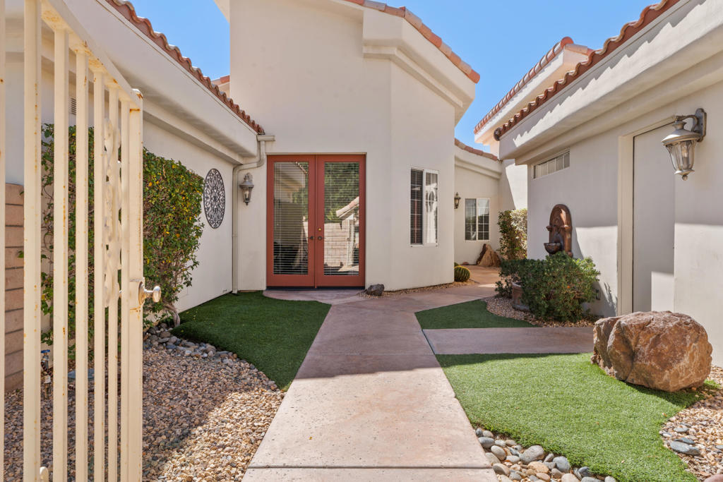 79175 Bermuda Dunes Drive Property Photo 5