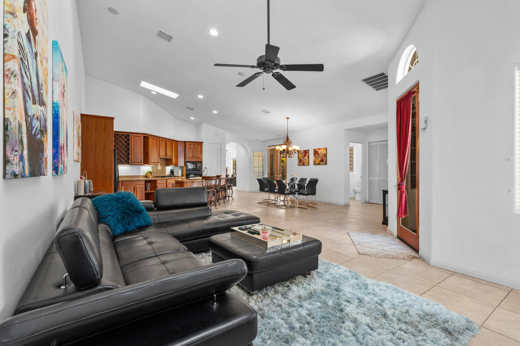 79175 Bermuda Dunes Drive Property Photo 11