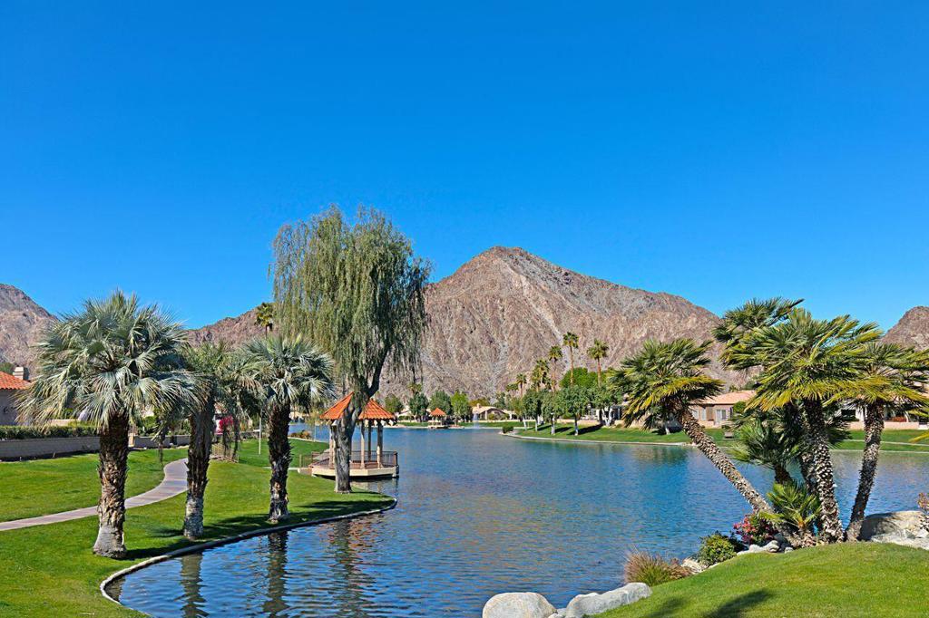 48528 Via Amistad Property Photo 22